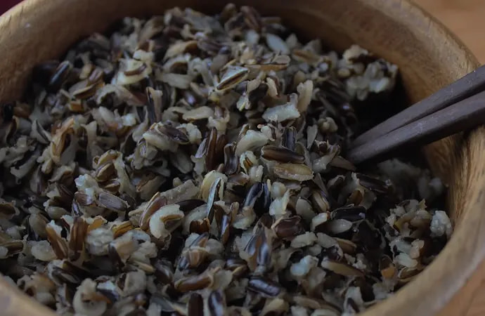 What are the health benefits of wild rice?